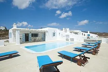 Myconian Princess Luxury Villas カラファティス