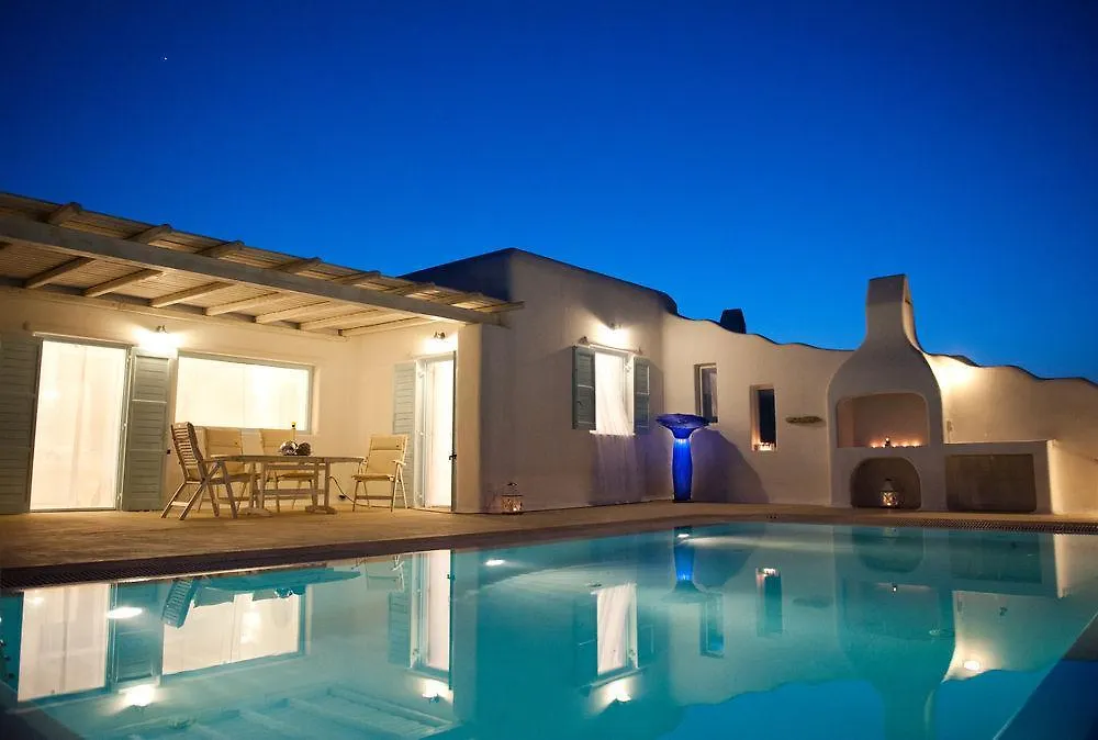 Myconian Princess Luxury Villas カラファティス